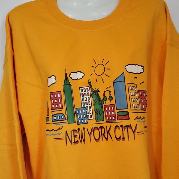 New York City Yellow Sweatshirt - Picture 3 of 9